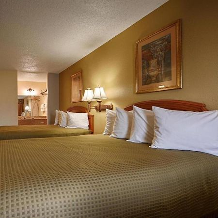 Best Western Post Oak Inn Burnet Buitenkant foto
