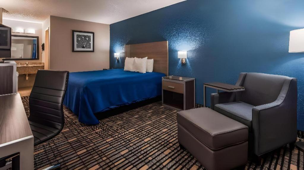 Best Western Post Oak Inn Burnet Buitenkant foto
