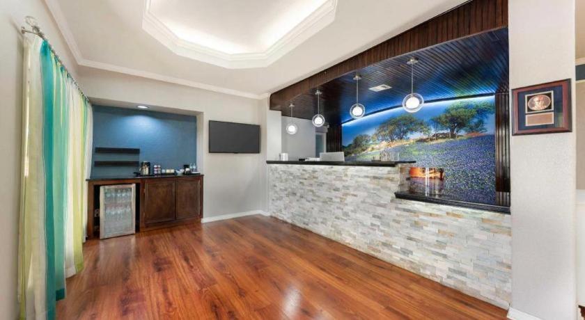 Best Western Post Oak Inn Burnet Buitenkant foto